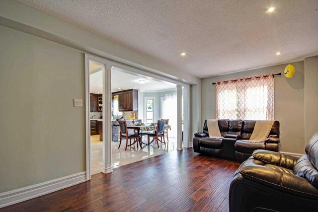 59 Glenabbey Dr, House detached with 4 bedrooms, 4 bathrooms and 4 parking in Clarington ON | Image 9
