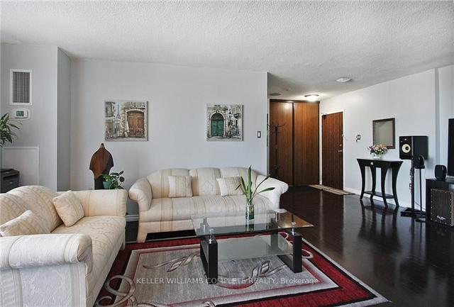 1011 - 301 Prudential Dr, Condo with 3 bedrooms, 2 bathrooms and 1 parking in Toronto ON | Image 22