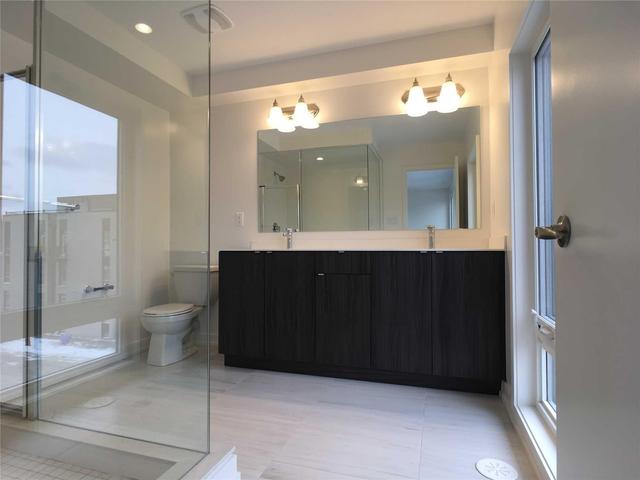 Th 2 - 39 Florence St, Townhouse with 3 bedrooms, 4 bathrooms and 2 parking in Toronto ON | Image 11