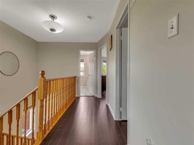 11 Cobbler St, House detached with 3 bedrooms, 4 bathrooms and 6 parking in Brampton ON | Image 25