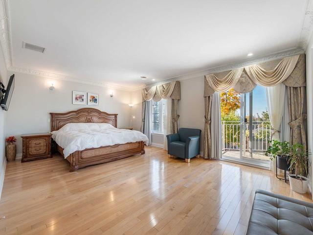 72 Westbourne Ave, House detached with 4 bedrooms, 5 bathrooms and 6 parking in Toronto ON | Image 10