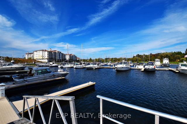 225 - 50 Lakebreeze Dr, Condo with 1 bedrooms, 2 bathrooms and 1 parking in Clarington ON | Image 3