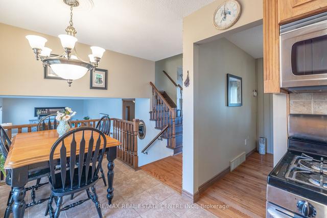 18 Northwood Cres, House detached with 3 bedrooms, 3 bathrooms and 6 parking in Guelph ON | Image 6