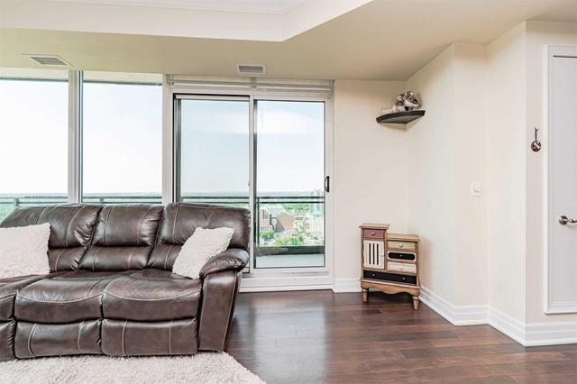 2504 - 100 John St, Condo with 2 bedrooms, 2 bathrooms and 2 parking in Brampton ON | Image 13