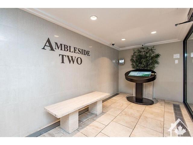 1907 - 1171 Ambleside Drive, Condo with 2 bedrooms, 1 bathrooms and 1 parking in Ottawa ON | Image 3