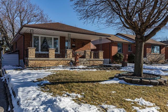 325 East 16th St, House detached with 3 bedrooms, 2 bathrooms and 3 parking in Hamilton ON | Image 12