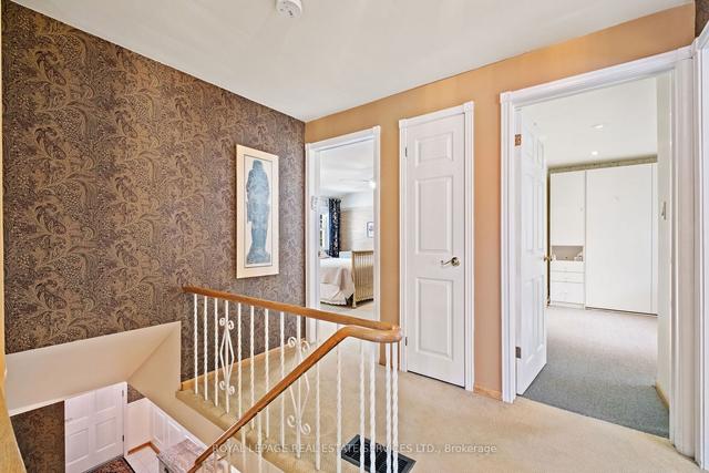 196 Wincott Dr, House detached with 4 bedrooms, 4 bathrooms and 4 parking in Toronto ON | Image 10