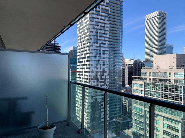 2405 - 33 Lombard St, Condo with 1 bedrooms, 1 bathrooms and 0 parking in Toronto ON | Image 5