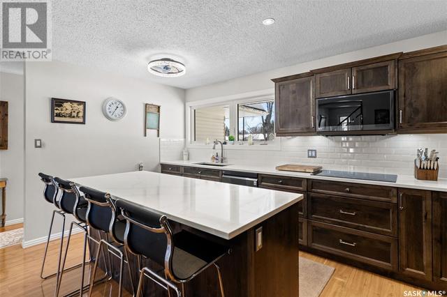 2611 Cumberland Avenue S, House detached with 7 bedrooms, 4 bathrooms and null parking in Saskatoon SK | Image 6