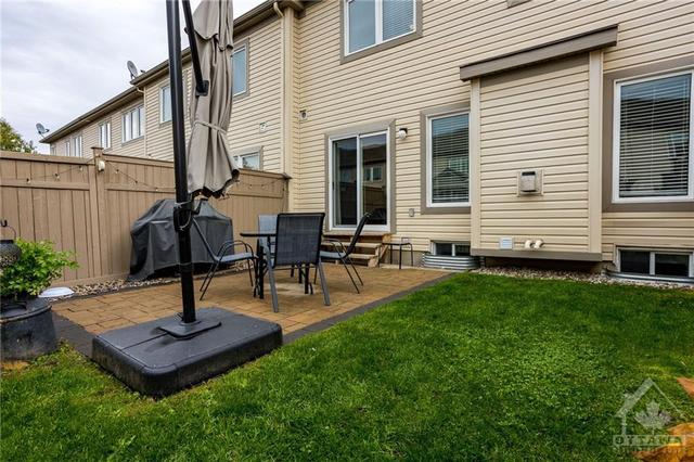 1803 Maple Grove Road, Townhouse with 3 bedrooms, 2 bathrooms and 3 parking in Ottawa ON | Image 30