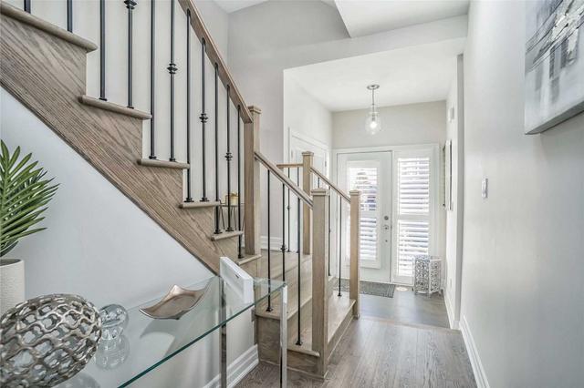 60 Juneau St, House attached with 3 bedrooms, 3 bathrooms and 2 parking in Vaughan ON | Image 23