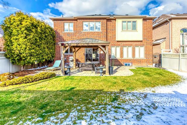 2441 Tesla Cres, House detached with 5 bedrooms, 4 bathrooms and 6 parking in Oakville ON | Image 35
