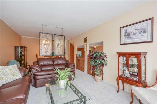 404 Ironwood Rd, House detached with 3 bedrooms, 3 bathrooms and 4 parking in Guelph ON | Image 4