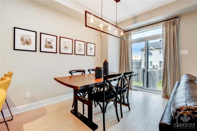 184 Overberg Way, Townhouse with 4 bedrooms, 4 bathrooms and 2 parking in Ottawa ON | Image 11
