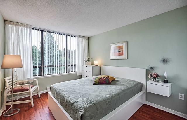 226 - 255 The Donway W Rd, Condo with 2 bedrooms, 2 bathrooms and 1 parking in Toronto ON | Image 18
