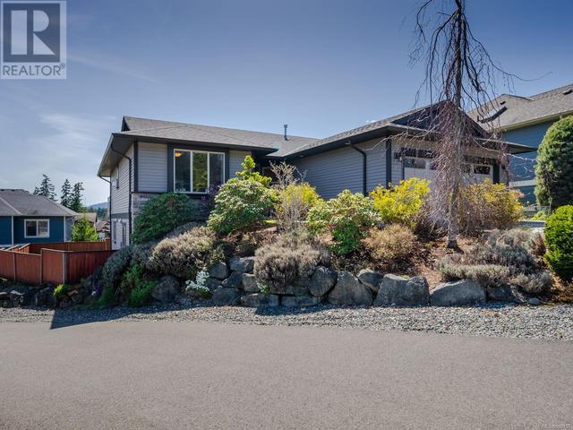3424 Galveston Pl, House detached with 4 bedrooms, 3 bathrooms and 4 parking in Nanaimo BC | Image 2