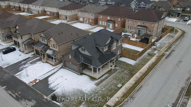 4532 Shuttleworth Dr, House detached with 4 bedrooms, 3 bathrooms and 4 parking in Niagara Falls ON | Image 12