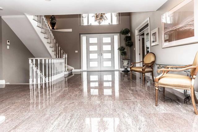 607 Mississauga Cres, House detached with 4 bedrooms, 4 bathrooms and 8 parking in Mississauga ON | Image 10