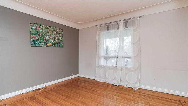 212 Belmont Ave, House detached with 2 bedrooms, 2 bathrooms and 2 parking in Hamilton ON | Image 34