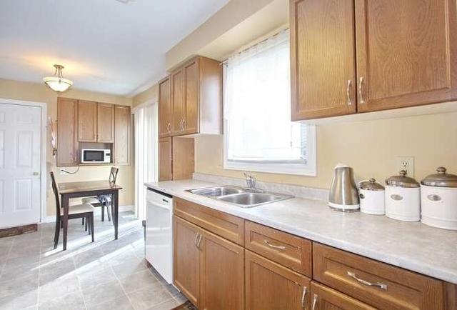 30 Mara Cres, House detached with 3 bedrooms, 3 bathrooms and 2 parking in Brampton ON | Image 17