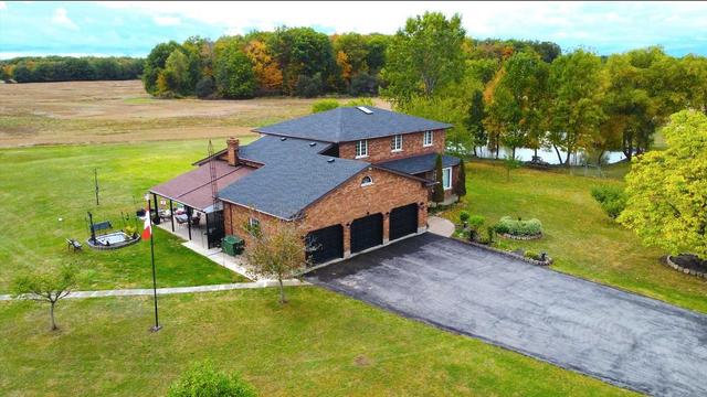 8182 Biggar Rd, Home with 4 bedrooms, 3 bathrooms and 18 parking in Niagara Falls ON | Image 22