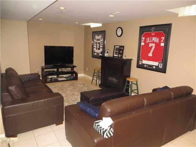 8 Valleyway Cres, House detached with 4 bedrooms, 4 bathrooms and 6 parking in Vaughan ON | Image 19