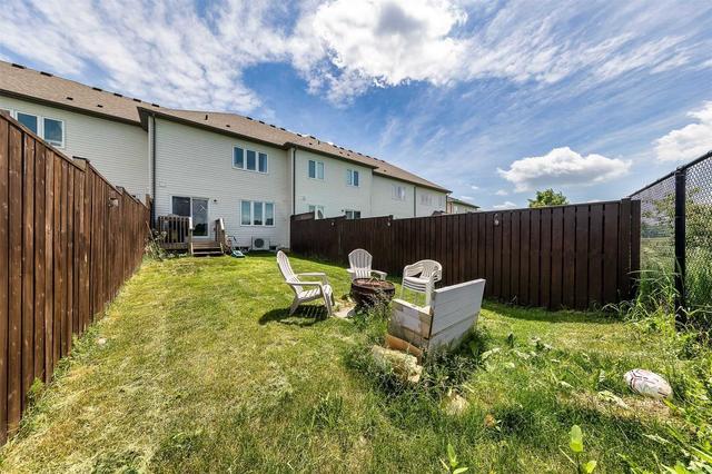 827 Cook Cres, House attached with 3 bedrooms, 4 bathrooms and 2 parking in Shelburne ON | Image 10