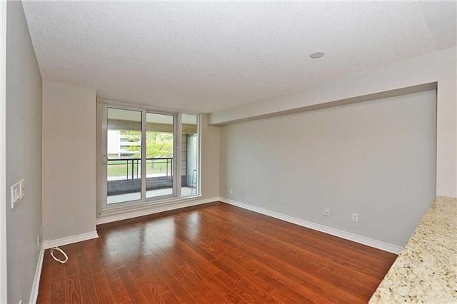 210 - 27 Rean Dr, Condo with 1 bedrooms, 1 bathrooms and 1 parking in Toronto ON | Image 11