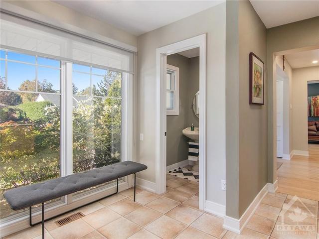 741 Ludgate Court, House detached with 4 bedrooms, 4 bathrooms and 6 parking in Ottawa ON | Image 3