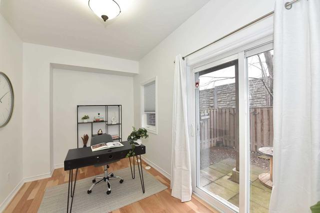 18 Piggot Mews, House attached with 3 bedrooms, 2 bathrooms and 2 parking in Toronto ON | Image 20