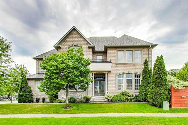 2456 Prince Michael Dr, House attached with 3 bedrooms, 4 bathrooms and 4 parking in Oakville ON | Image 12