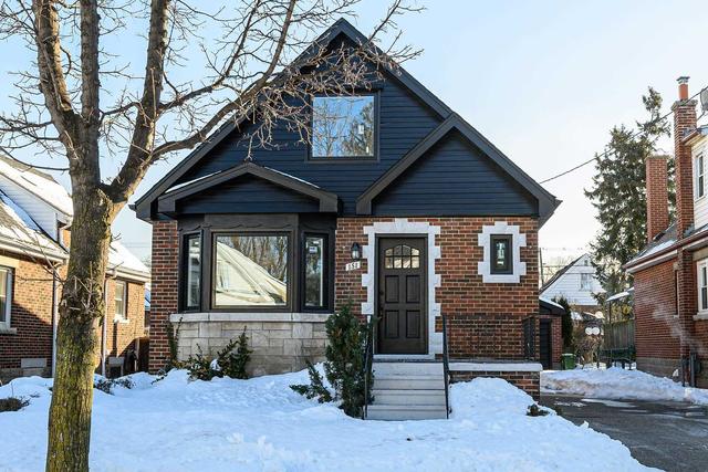 151 Tuxedo Ave S, House detached with 4 bedrooms, 3 bathrooms and 5 parking in Hamilton ON | Image 12