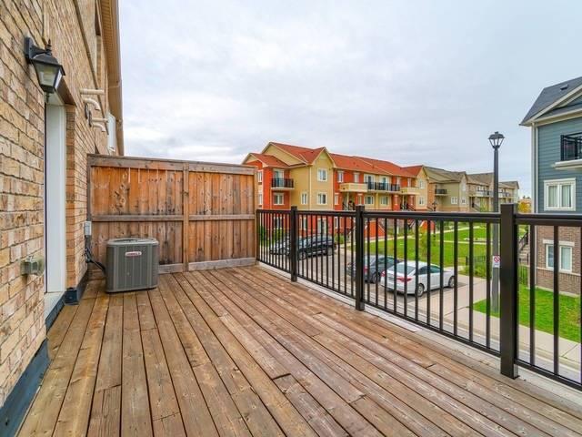 250 Sunny Meadow Blvd, Townhouse with 2 bedrooms, 3 bathrooms and 1 parking in Brampton ON | Image 11