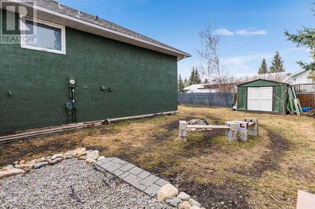 2108 7 Avenue, House detached with 4 bedrooms, 2 bathrooms and 2 parking in Didsbury AB | Image 33