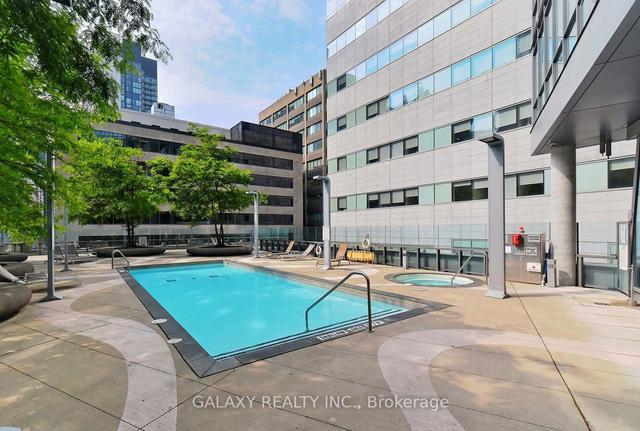 501 - 832 Bay St, Condo with 1 bedrooms, 1 bathrooms and 0 parking in Toronto ON | Image 6