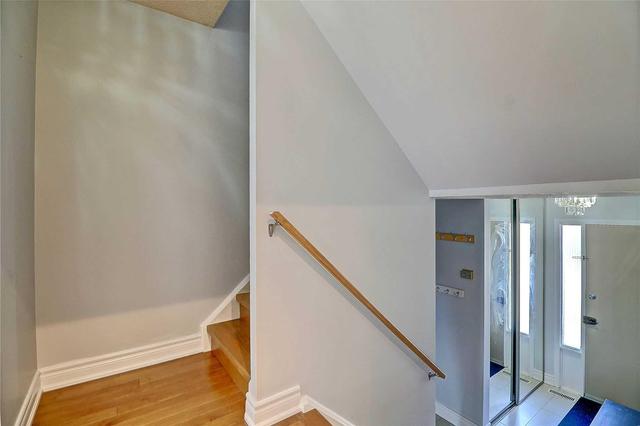 21 - 34 Dundalk Dr, Townhouse with 3 bedrooms, 2 bathrooms and 2 parking in Toronto ON | Image 10