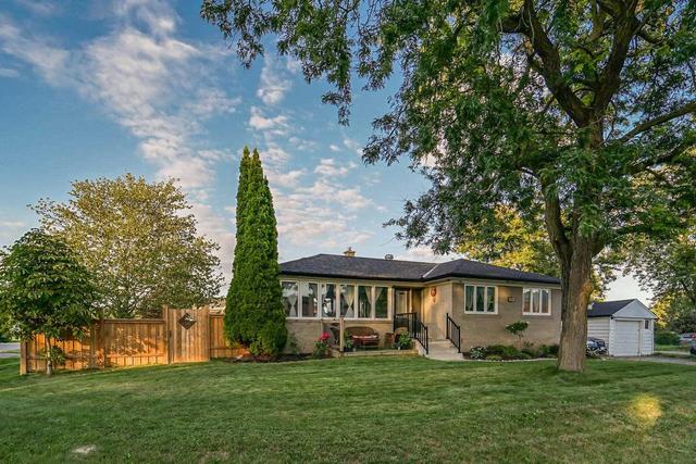 143 Stephen Dr, House detached with 3 bedrooms, 3 bathrooms and 6 parking in Caledon ON | Image 12