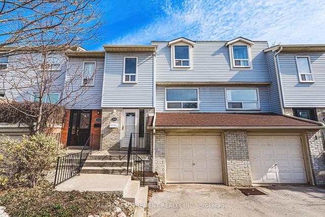 213 - 1055 Shawnmarr Rd, Townhouse with 3 bedrooms, 2 bathrooms and 2 parking in Mississauga ON | Image 1