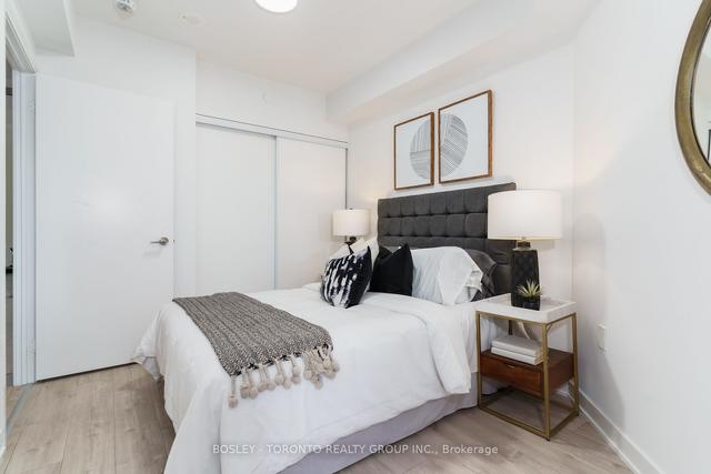 702w - 27 Bathurst St, Condo with 1 bedrooms, 1 bathrooms and 0 parking in Toronto ON | Image 3
