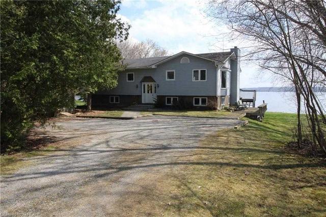 62 Betty's Bay Rd, House detached with 2 bedrooms, 2 bathrooms and 5 parking in Kawartha Lakes ON | Image 12