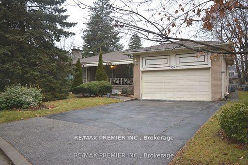 114 Citation Dr, House detached with 3 bedrooms, 3 bathrooms and 6 parking in Toronto ON | Image 1