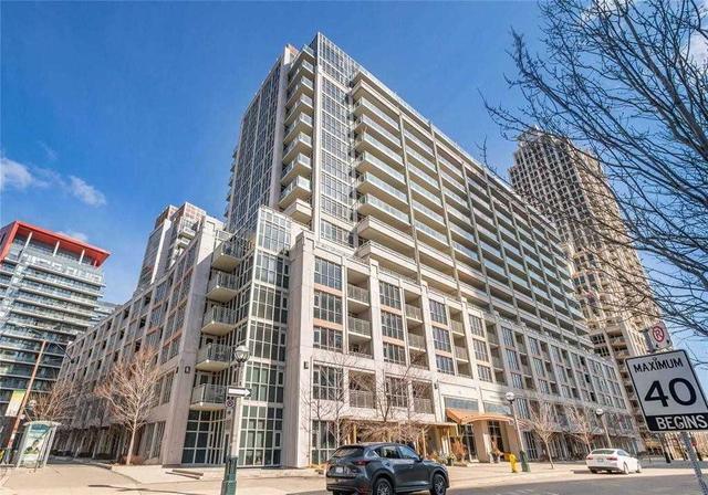 118 - 195 Fort York Blvd, Condo with 1 bedrooms, 1 bathrooms and 1 parking in Toronto ON | Image 1