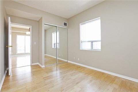 509 - 778 Sheppard Ave W, Condo with 2 bedrooms, 2 bathrooms and 1 parking in Toronto ON | Image 6