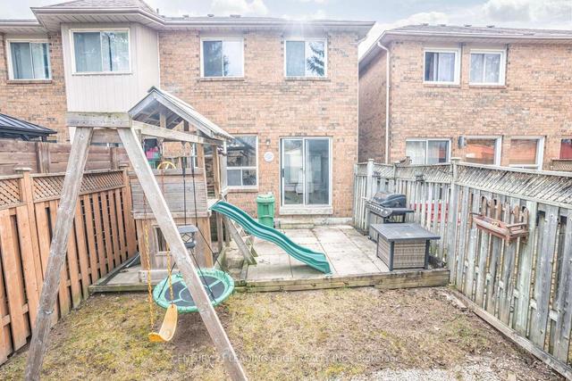 16 - 126 Kenwood Dr, Townhouse with 3 bedrooms, 3 bathrooms and 2 parking in Brampton ON | Image 25