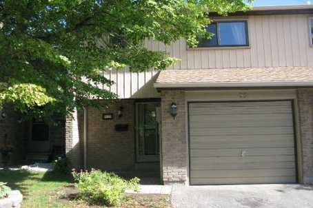 95 - 1542 Lancaster Dr, Townhouse with 3 bedrooms, 2 bathrooms and 1 parking in Oakville ON | Image 1