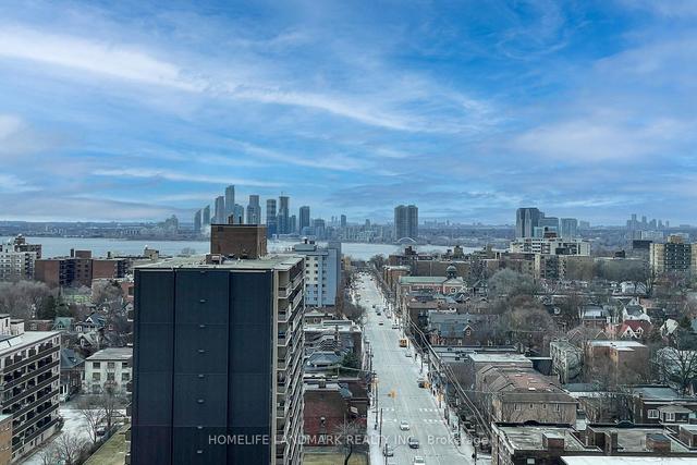 1313 - 270 Dufferin St, Condo with 2 bedrooms, 2 bathrooms and 0 parking in Toronto ON | Image 12