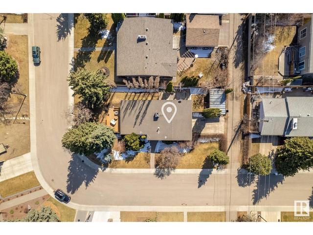 14003 84 Av Nw, House detached with 3 bedrooms, 3 bathrooms and null parking in Edmonton AB | Image 4