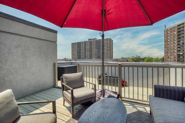 262 - 27 Applewood Lane, Townhouse with 3 bedrooms, 3 bathrooms and 1 parking in Toronto ON | Image 18
