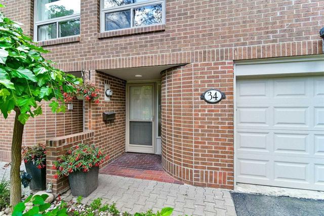 34 - 1250 Marlborough Crt, Townhouse with 3 bedrooms, 3 bathrooms and 1 parking in Oakville ON | Image 3