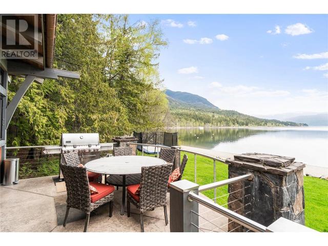 2 - 7220 Welch Road, House detached with 5 bedrooms, 2 bathrooms and 12 parking in Columbia Shuswap F BC | Image 42